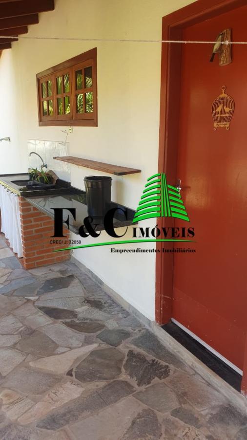 Chácara à venda com 5 quartos, 1000m² - Foto 7