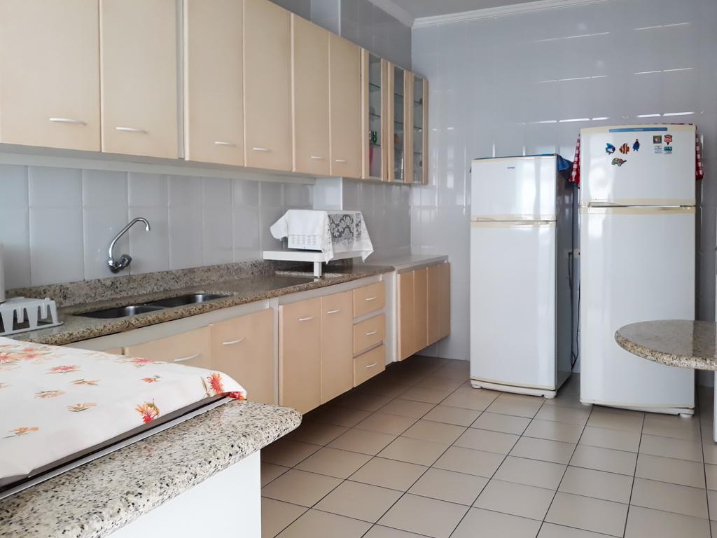 Apartamento à venda com 4 quartos, 220m² - Foto 19