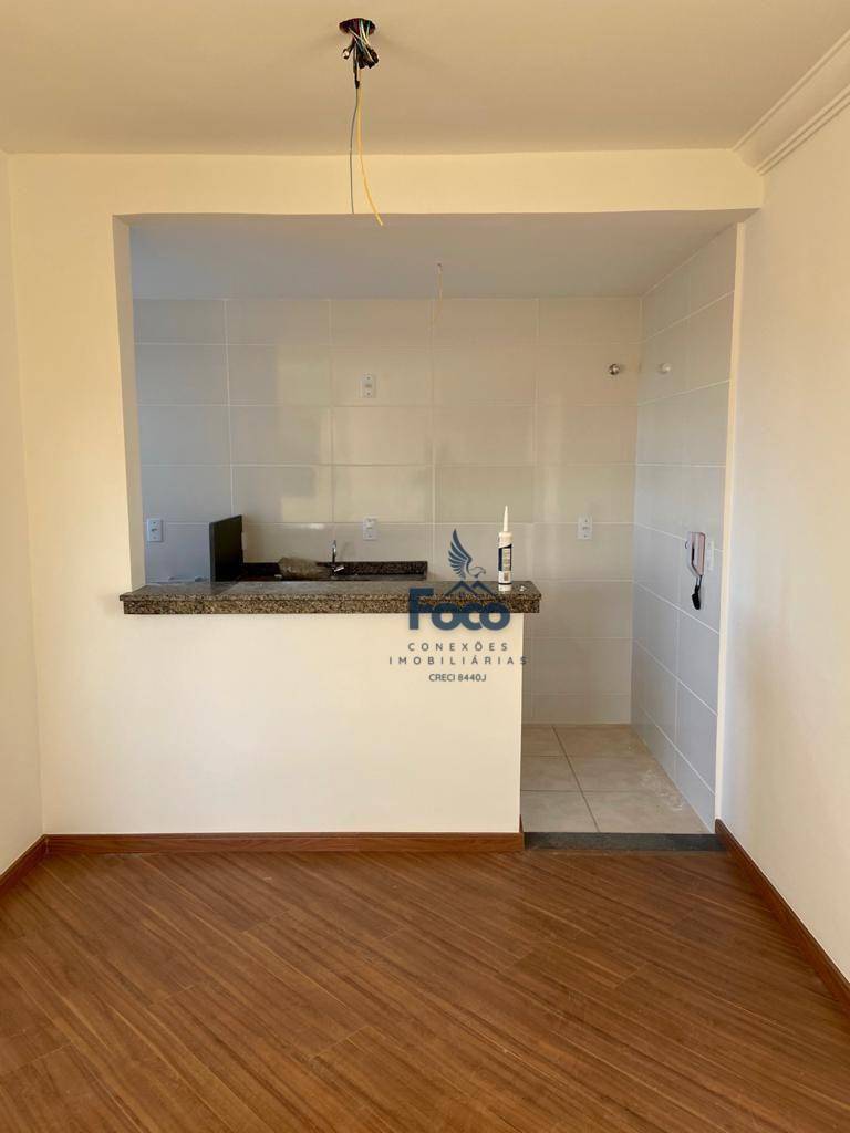 Apartamento à venda com 2 quartos, 50m² - Foto 2