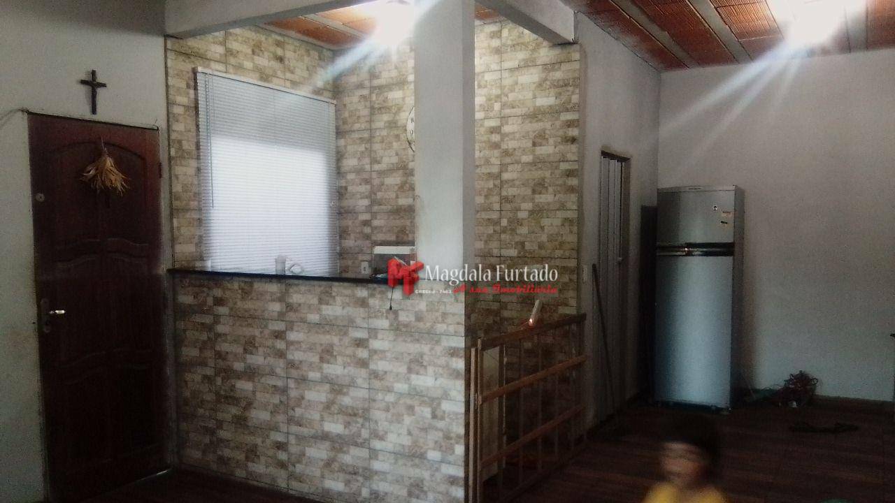 Casa à venda com 2 quartos, 90m² - Foto 17