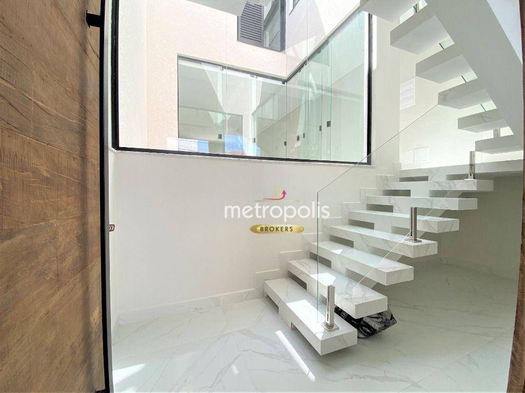 Sobrado à venda com 3 quartos, 220m² - Foto 2