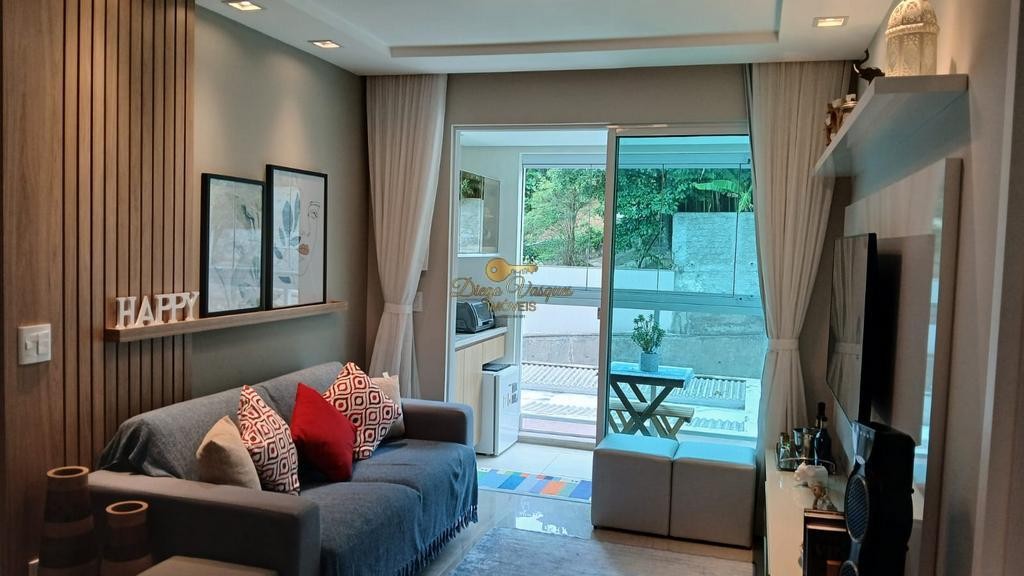 Apartamento à venda com 2 quartos, 71m² - Foto 1