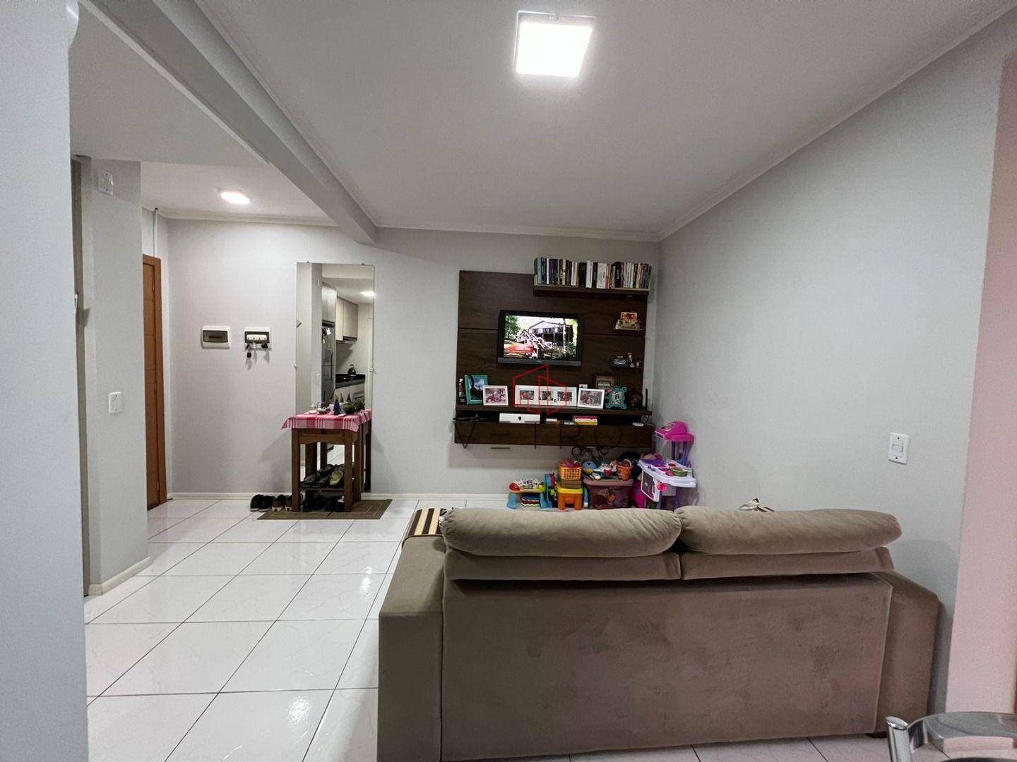 Apartamento à venda com 2 quartos, 58m² - Foto 2