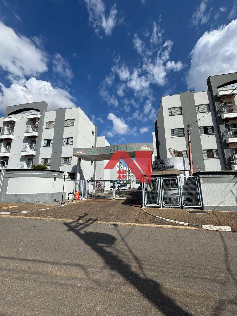Apartamento para alugar com 2 quartos, 64m² - Foto 15