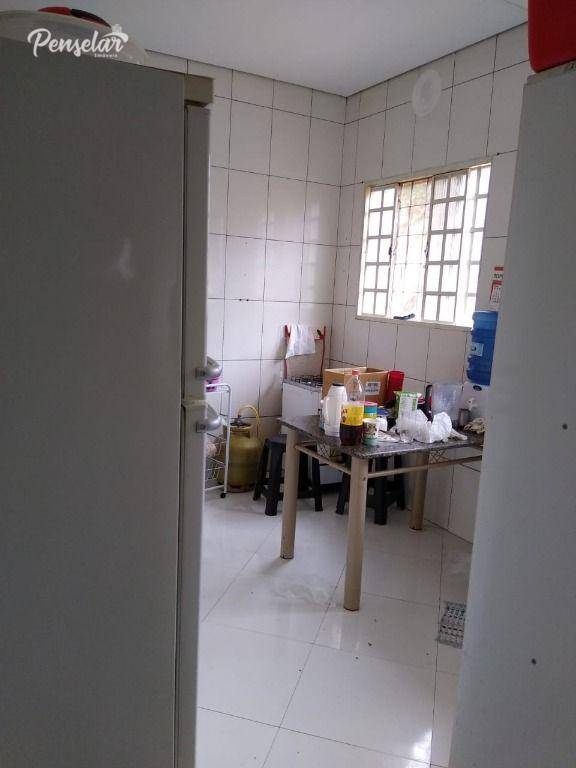 Casa à venda com 2 quartos, 325m² - Foto 22