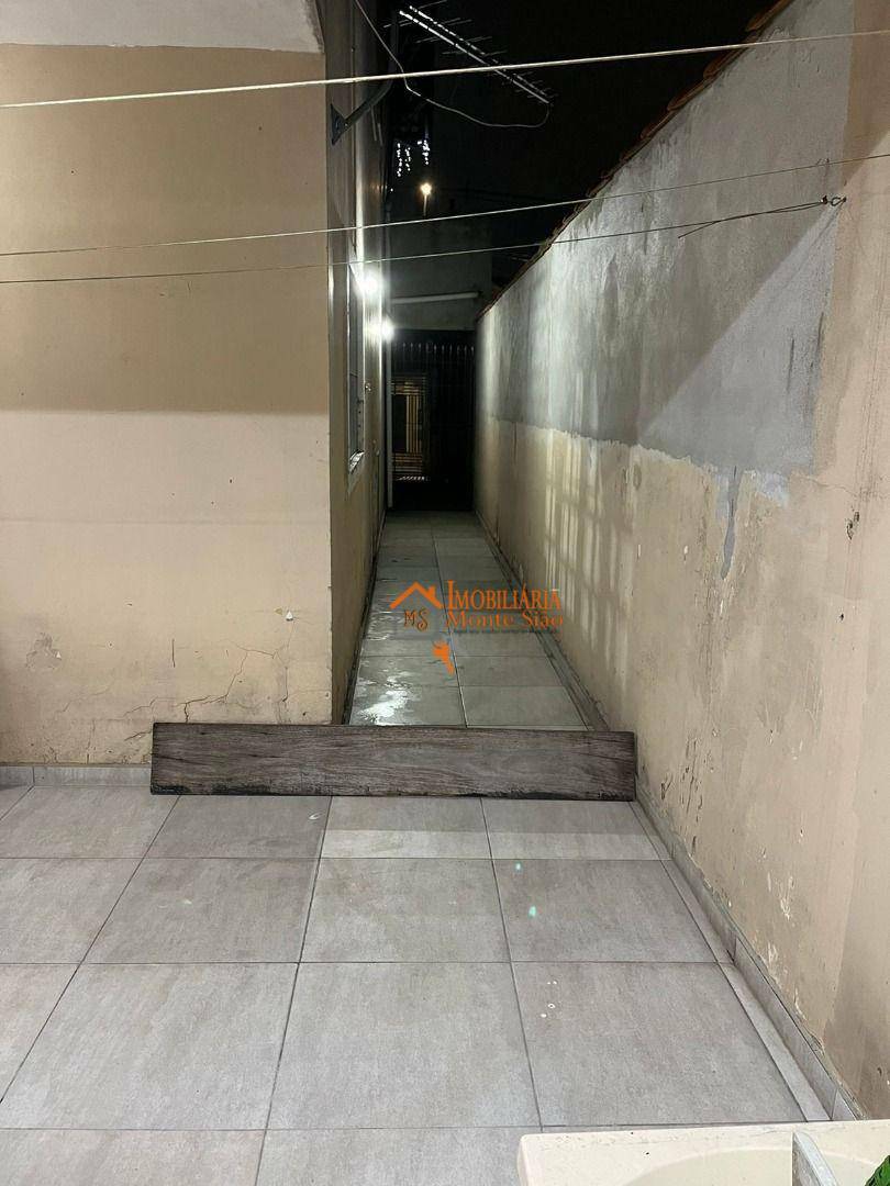 Sobrado à venda com 2 quartos, 220m² - Foto 19