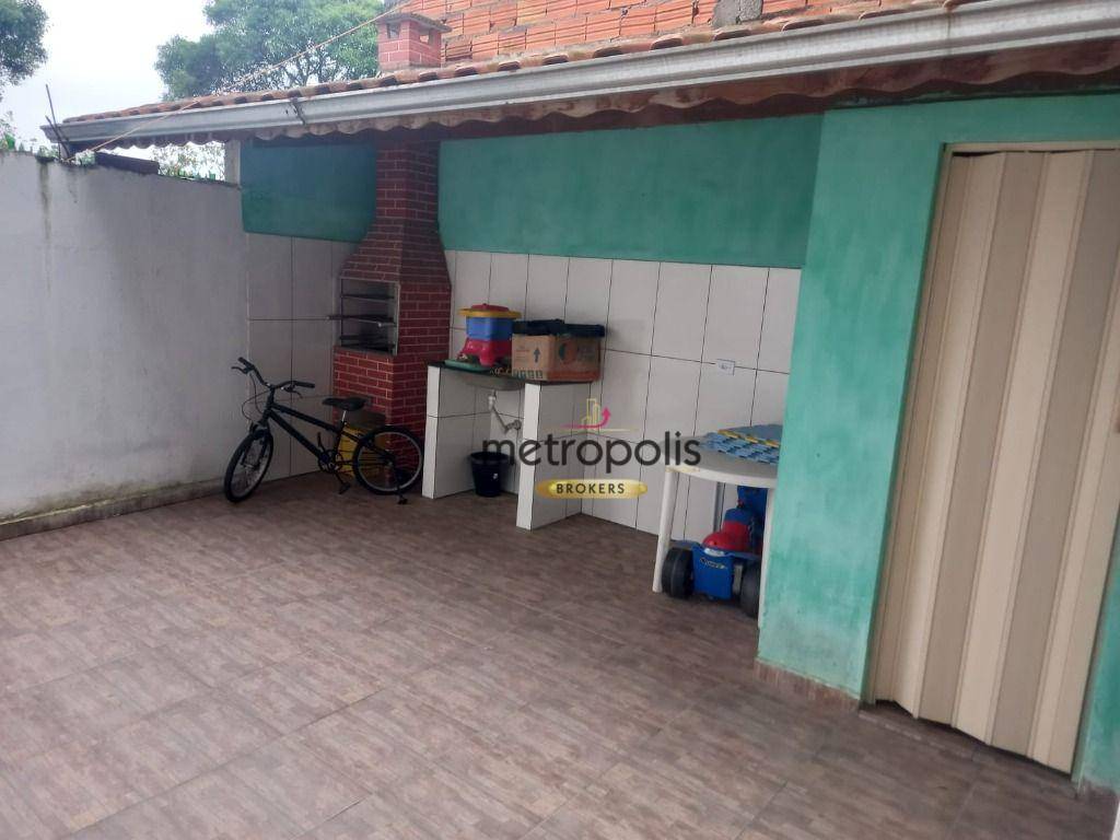 Casa à venda com 3 quartos, 107m² - Foto 14