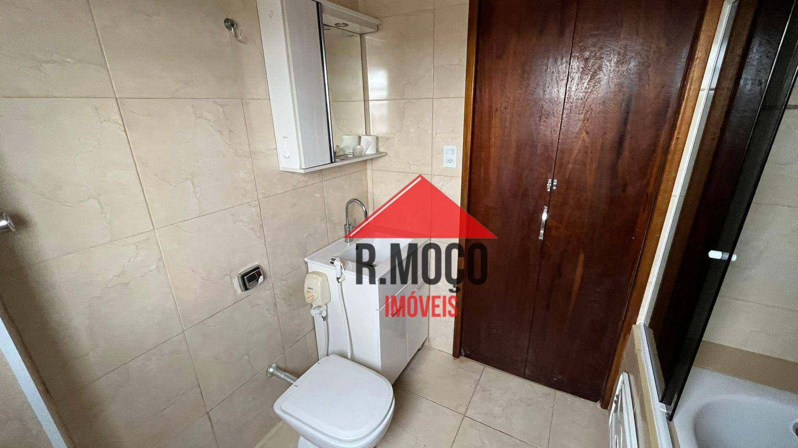 Sobrado à venda com 3 quartos, 226m² - Foto 28