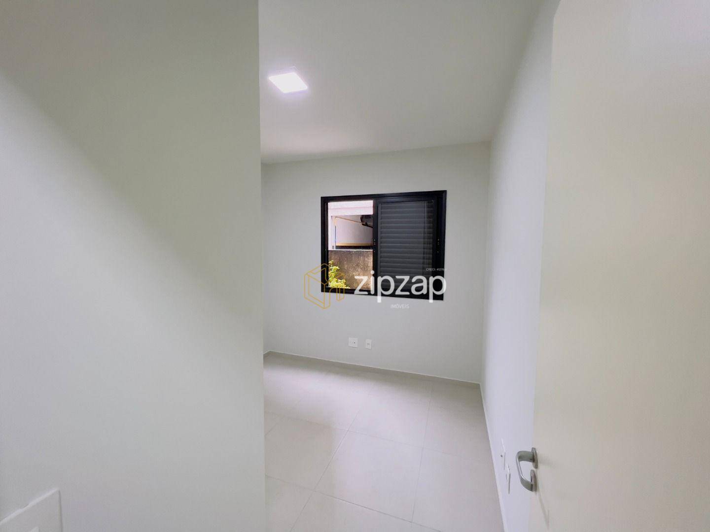 Apartamento para alugar com 3 quartos, 96m² - Foto 21