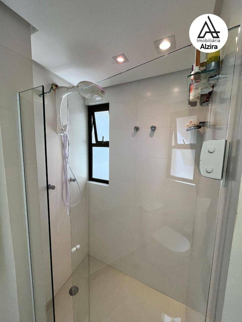 Apartamento para alugar com 4 quartos, 187m² - Foto 20