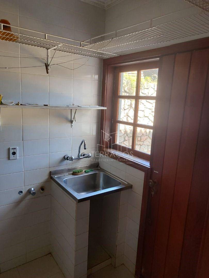 Casa de Condomínio à venda com 5 quartos, 400m² - Foto 3