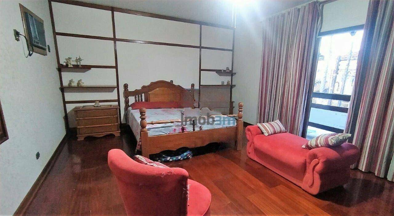 Sobrado à venda com 3 quartos, 249m² - Foto 11