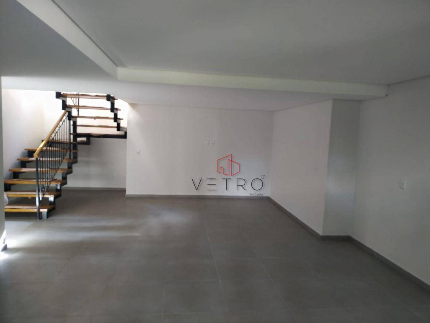 Casa de Condomínio à venda com 4 quartos, 273m² - Foto 4