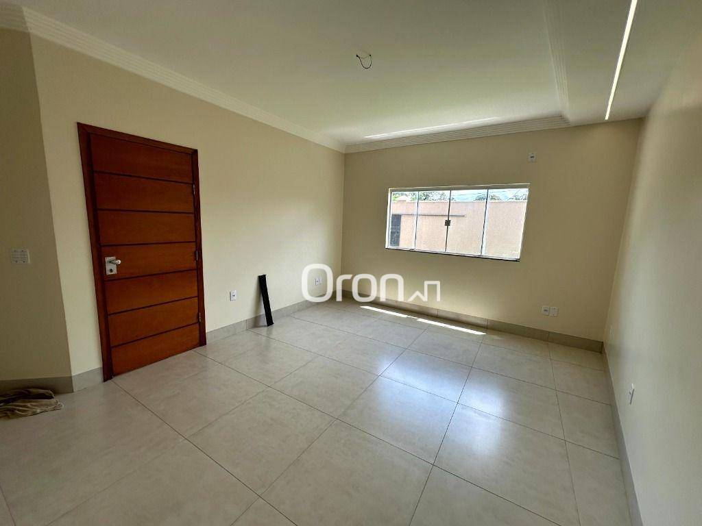 Casa à venda com 3 quartos, 145m² - Foto 3