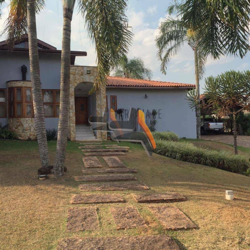 Casa de Condomínio à venda com 7 quartos, 450m² - Foto 1