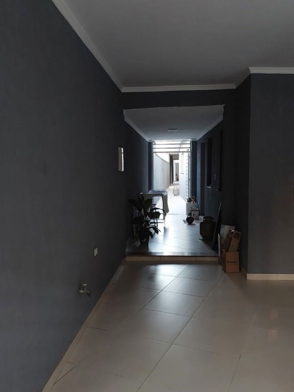 Casa à venda com 2 quartos, 180m² - Foto 3