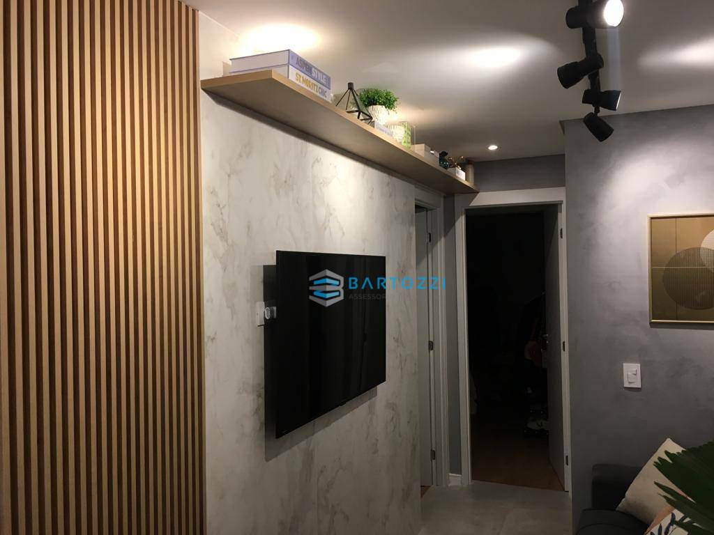 Apartamento à venda com 2 quartos, 65m² - Foto 5