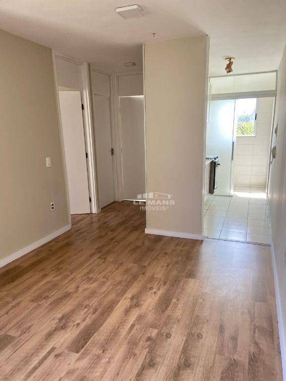 Apartamento à venda com 2 quartos, 44m² - Foto 1
