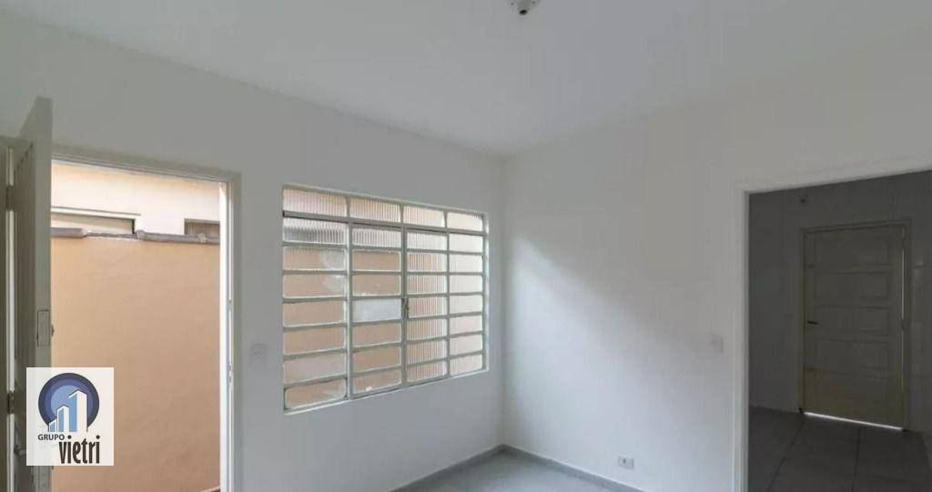 Casa para alugar com 2 quartos, 50m² - Foto 23