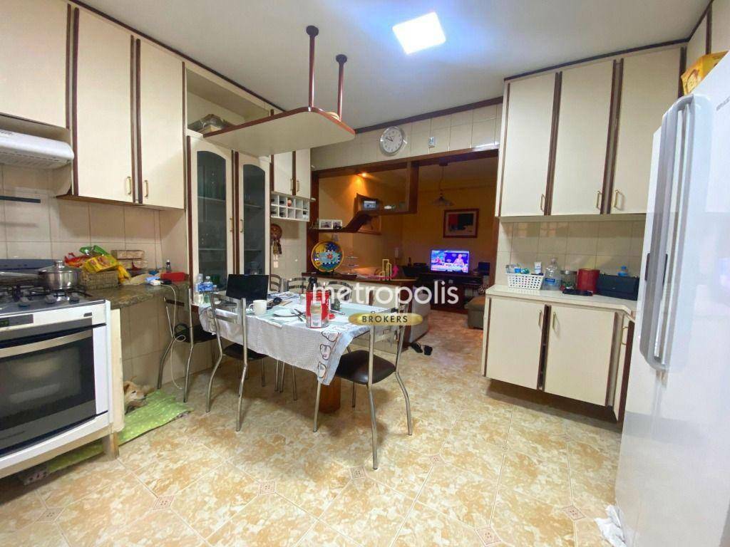 Sobrado à venda com 3 quartos, 241m² - Foto 9