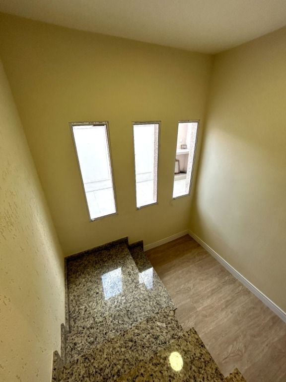 Sobrado à venda com 2 quartos, 60m² - Foto 24