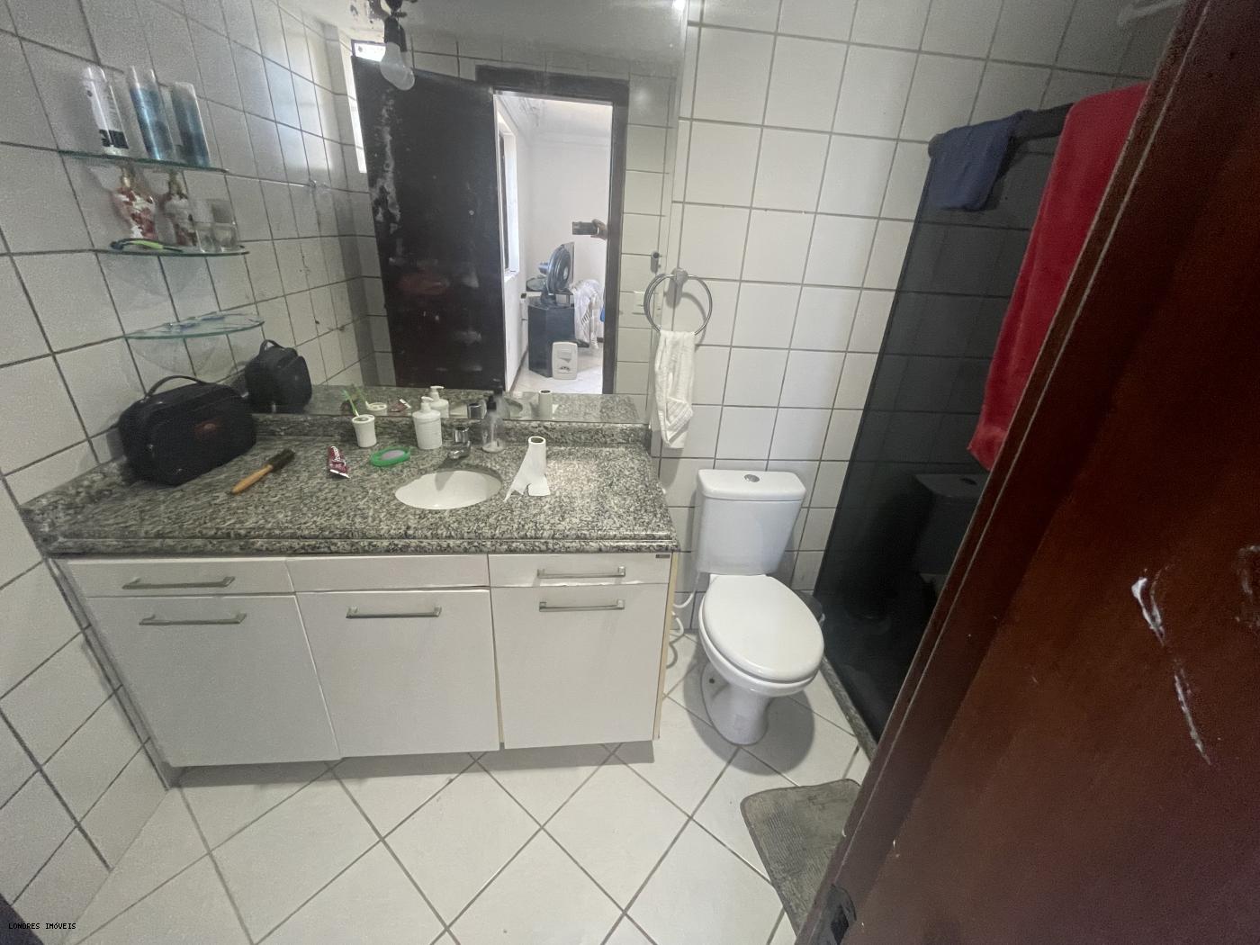 Apartamento à venda com 3 quartos, 200m² - Foto 14