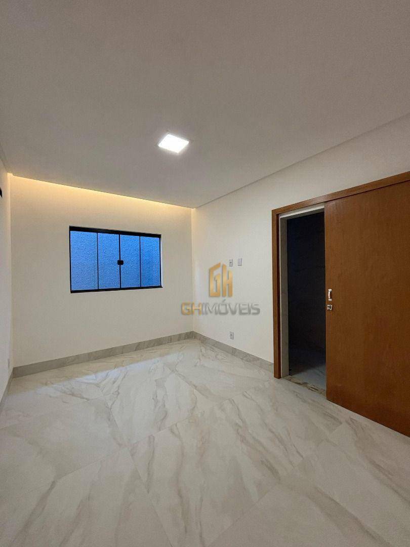 Casa à venda com 3 quartos, 147m² - Foto 13