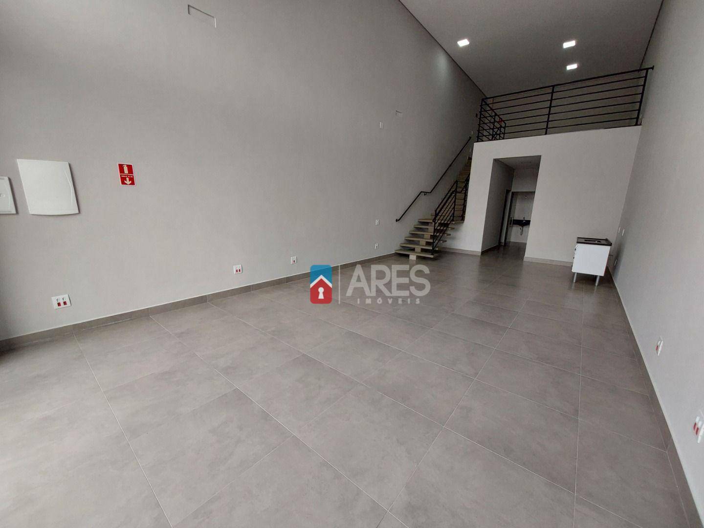 Loja-Salão para alugar, 106m² - Foto 2