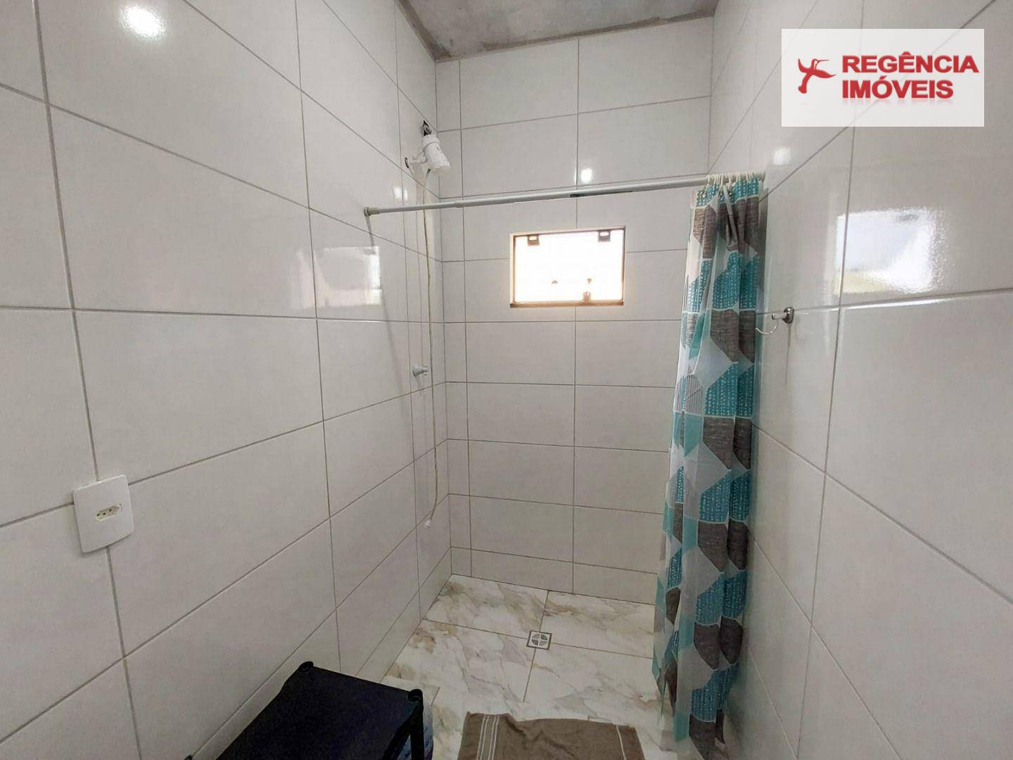 Casa à venda com 2 quartos, 110m² - Foto 4