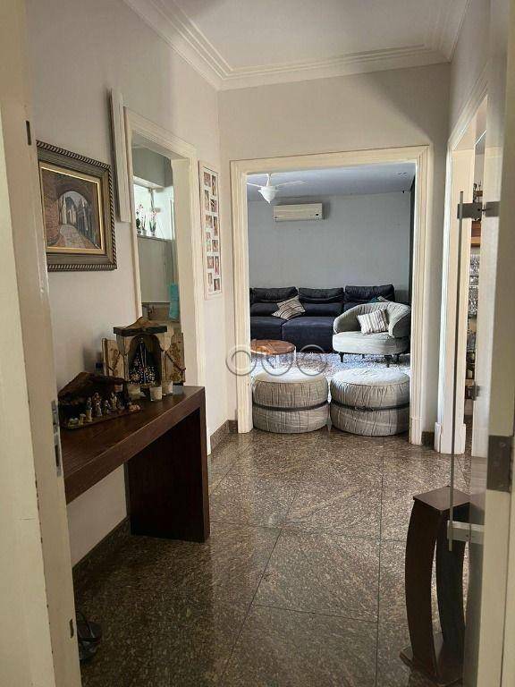 Casa à venda com 3 quartos, 337m² - Foto 4