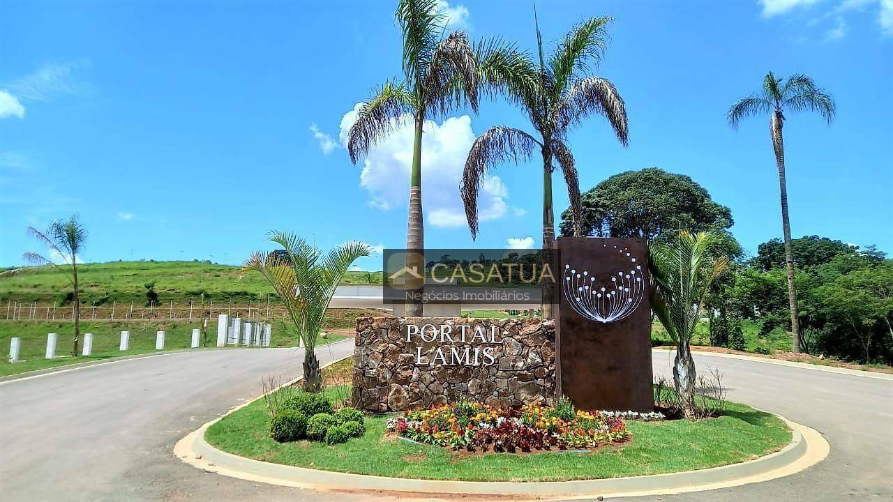 Loteamento e Condomínio, 300 m² - Foto 1