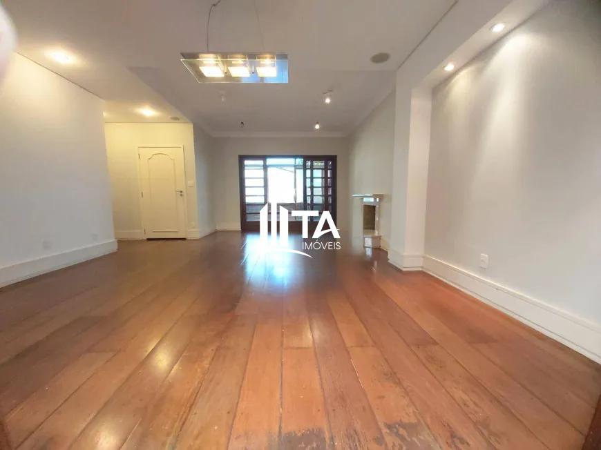 Casa de Condomínio à venda e aluguel com 3 quartos, 250m² - Foto 3