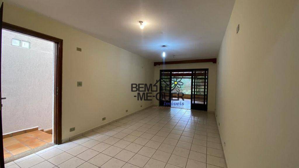 Sobrado à venda com 3 quartos, 200m² - Foto 3