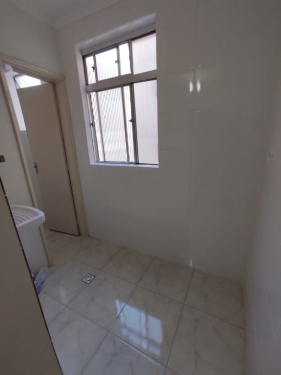 Apartamento à venda com 2 quartos, 68m² - Foto 10