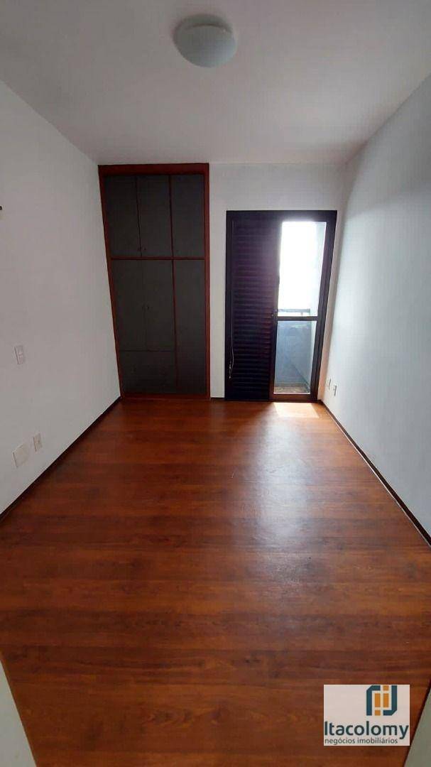 Apartamento à venda com 3 quartos, 98m² - Foto 9