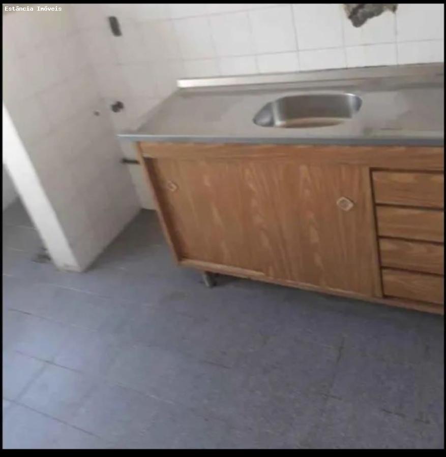 Apartamento à venda com 3 quartos, 100m² - Foto 4