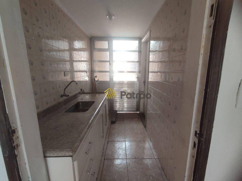 Sobrado para alugar com 4 quartos, 236m² - Foto 19