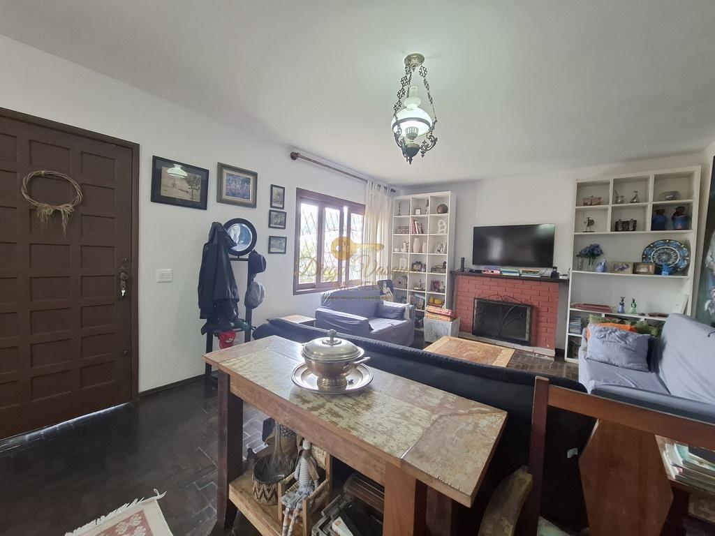 Casa à venda com 3 quartos, 873m² - Foto 2