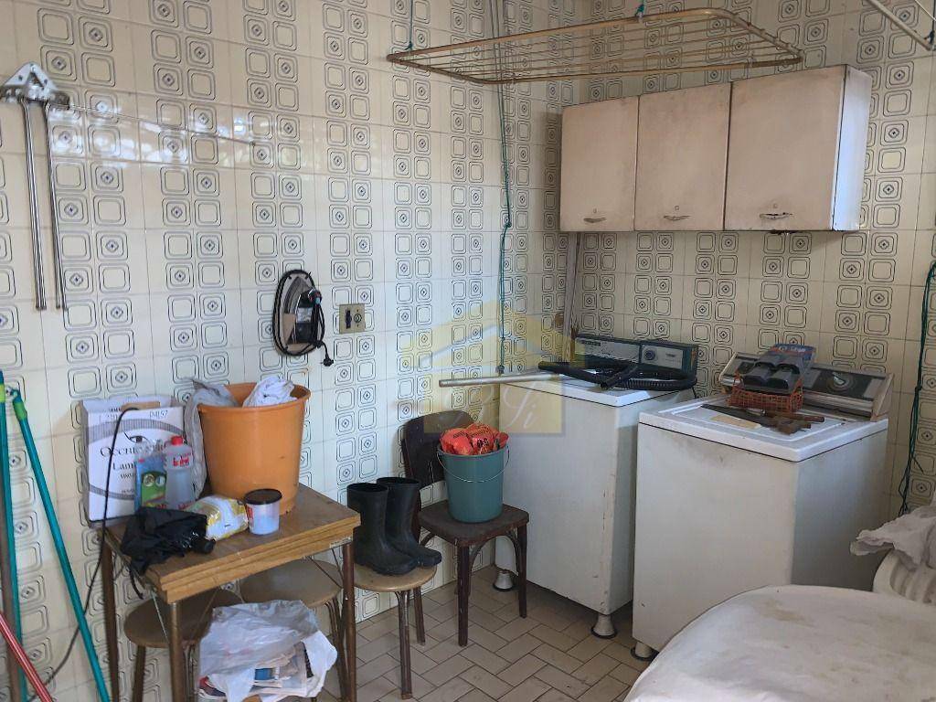 Sobrado à venda com 4 quartos, 304m² - Foto 23