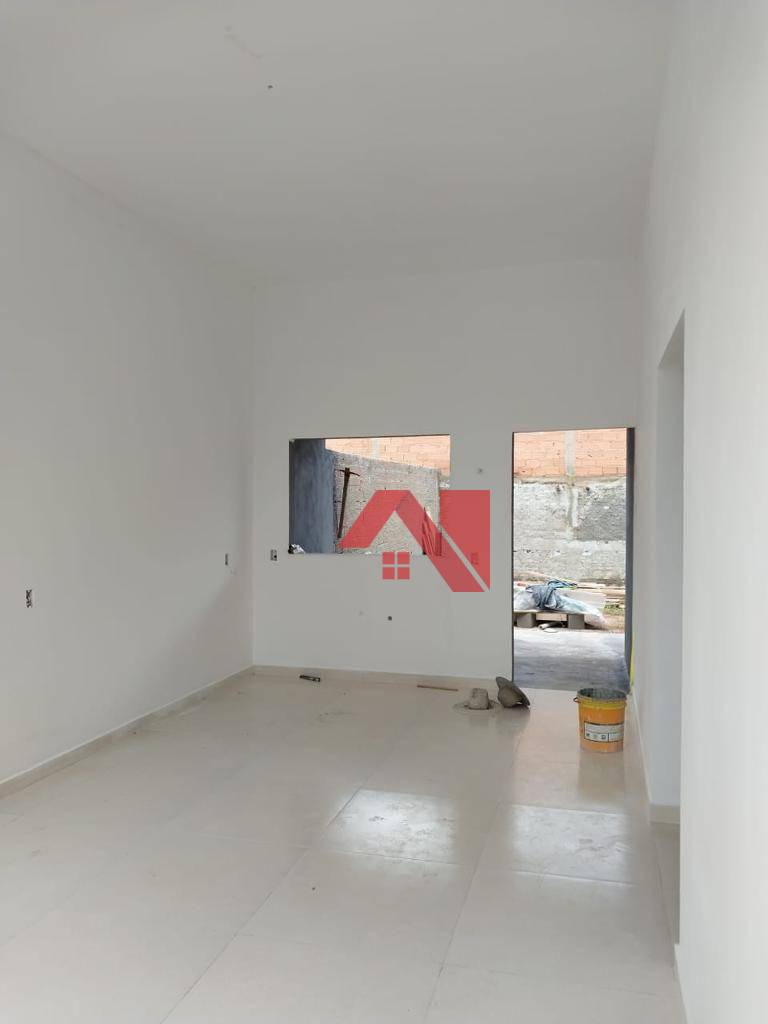 Casa à venda com 2 quartos, 49m² - Foto 7