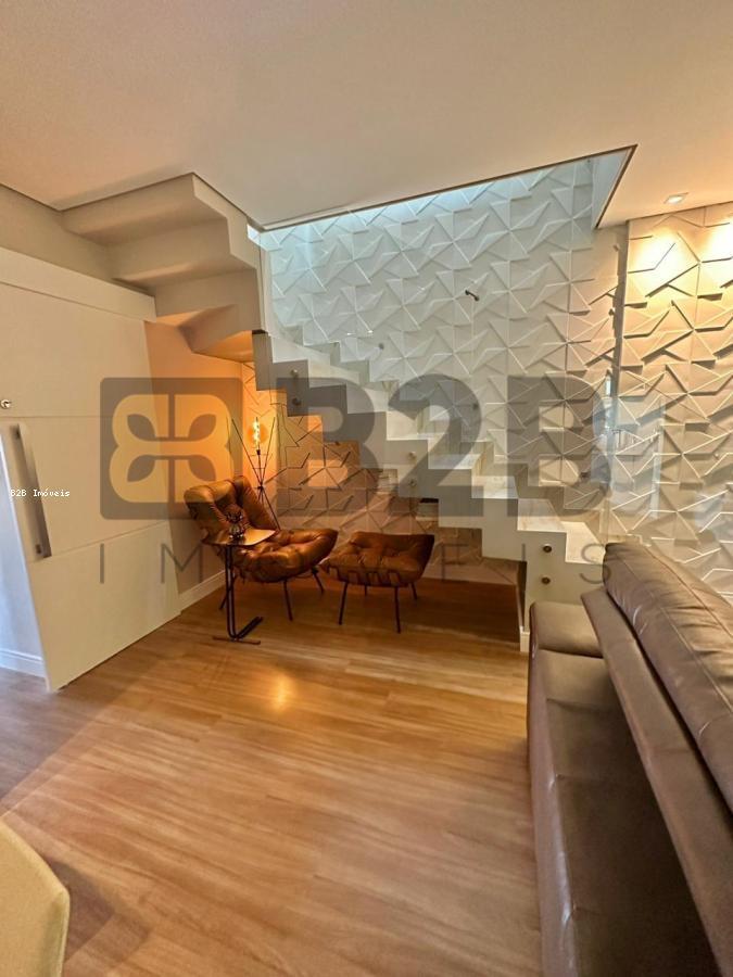 Cobertura à venda com 2 quartos, 138m² - Foto 3