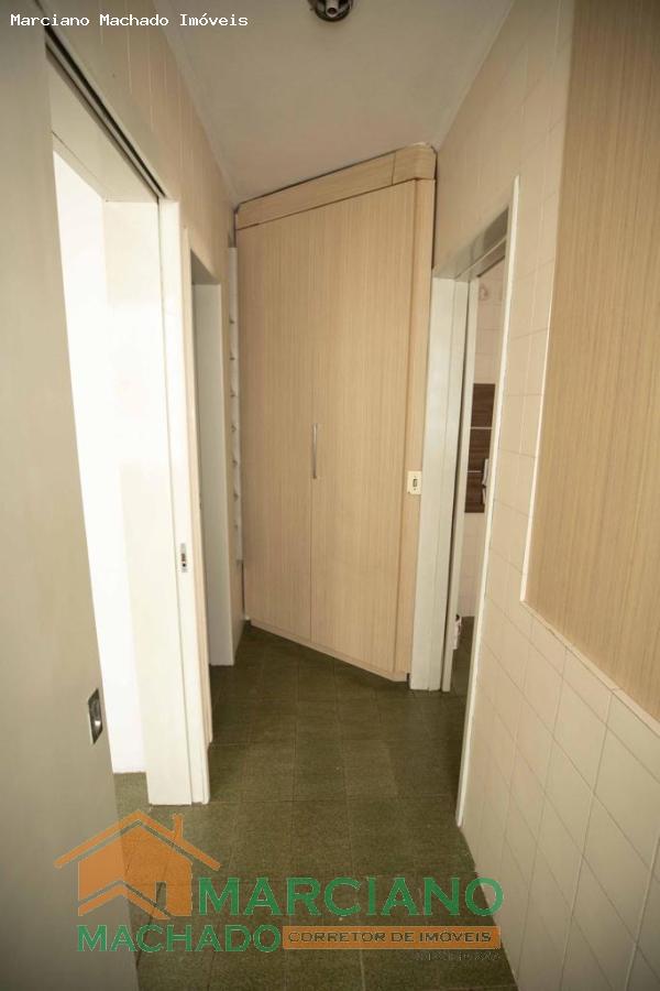 Apartamento à venda com 3 quartos, 111m² - Foto 7