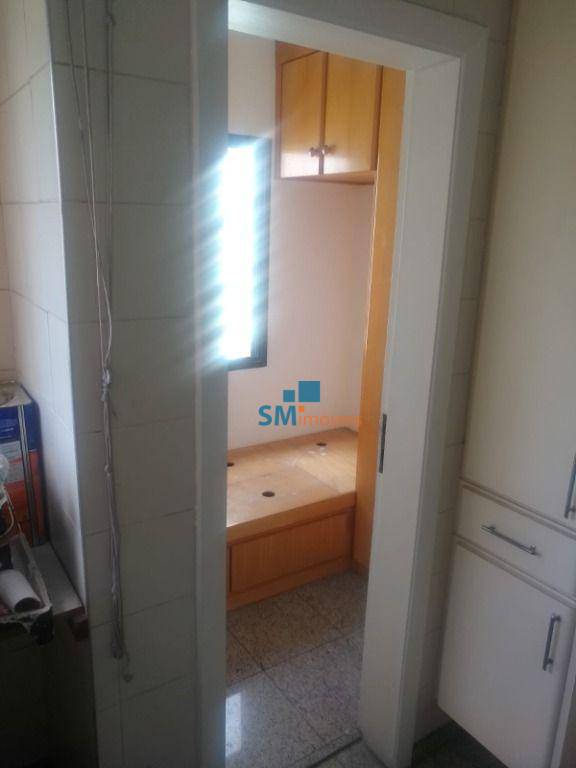 Apartamento à venda com 3 quartos, 127m² - Foto 35