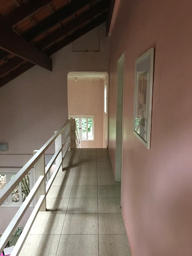 Casa à venda com 2 quartos, 220m² - Foto 5