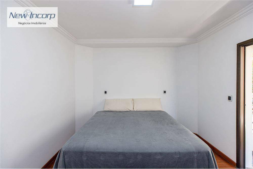 Apartamento à venda com 4 quartos, 220m² - Foto 22