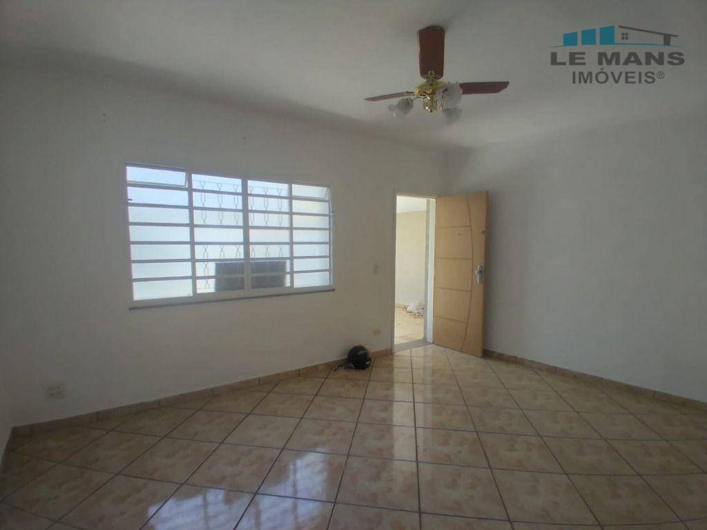 Casa à venda com 3 quartos, 180m² - Foto 5