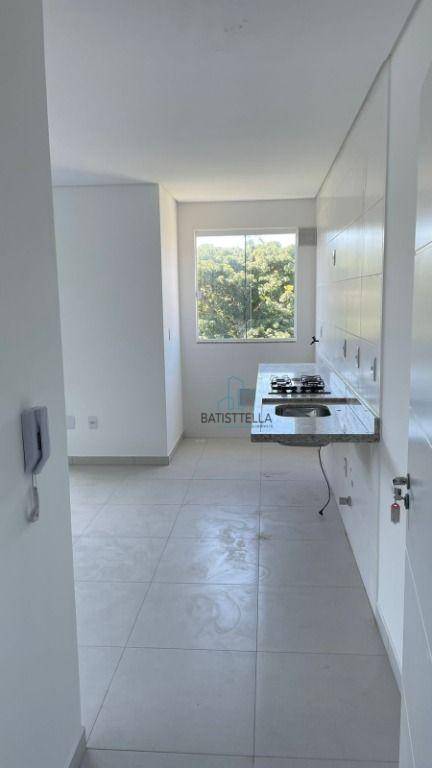 Apartamento à venda com 2 quartos, 65m² - Foto 6