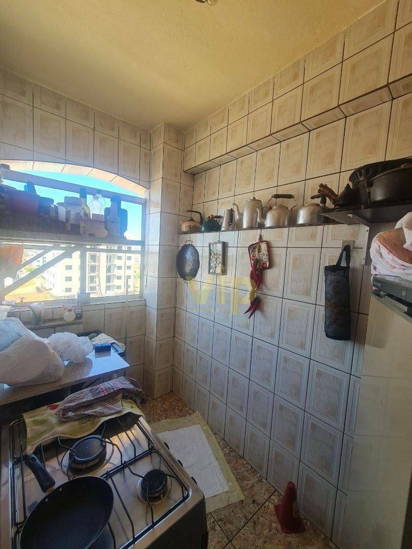 Apartamento à venda com 3 quartos, 75m² - Foto 6