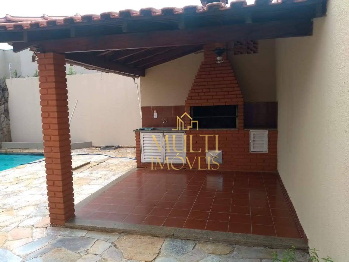 Casa à venda e aluguel com 4 quartos, 300m² - Foto 18