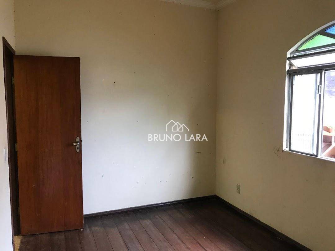 Casa à venda com 3 quartos, 360m² - Foto 9